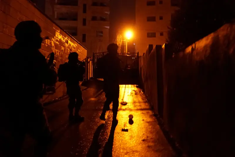 לוחמים