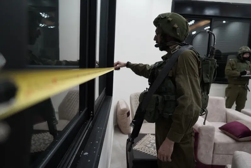 חיילים בבית המחבל