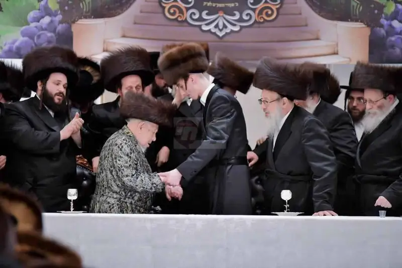 אירוסין ויז'ניץ צילום יהושע פרוכטר (13)
