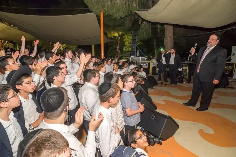 אלעד נחשונים 10