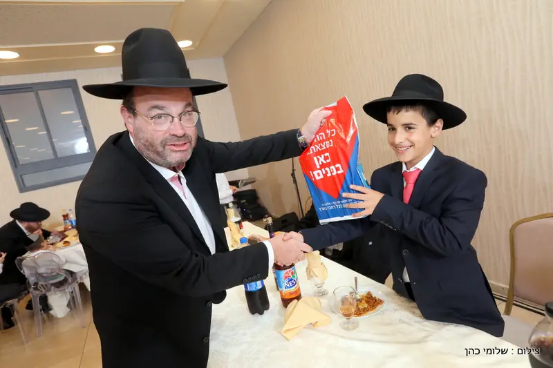 בר מצוה לבן של בצלאל קאהן צילום שלומי כהן (12)