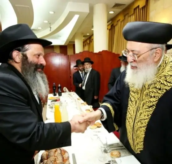 ג