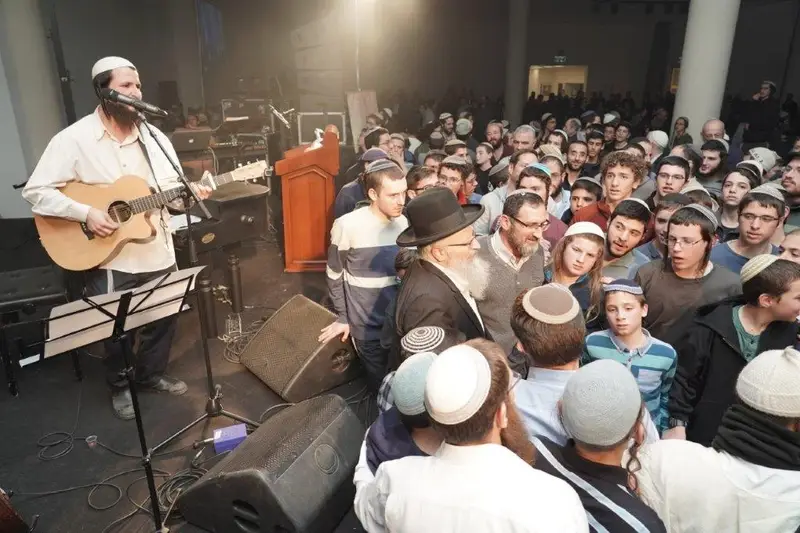 התוועדות ט''ו בשבט הרב יוסיפון צילום הלל מאיר (14)