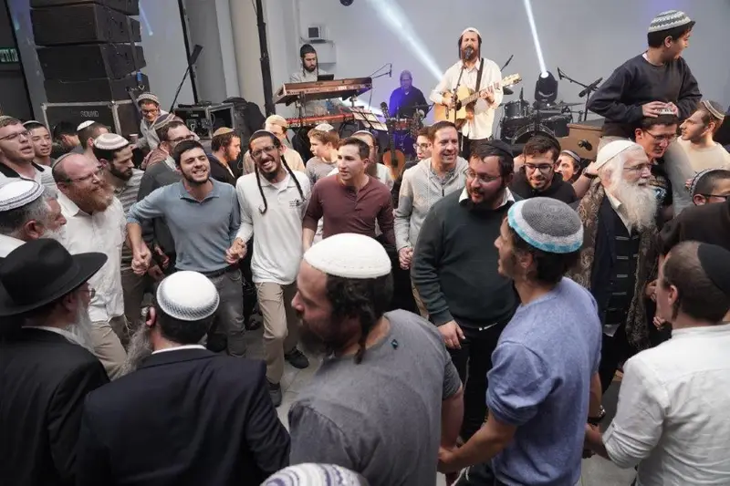 התוועדות ט''ו בשבט הרב יוסיפון צילום הלל מאיר (41)