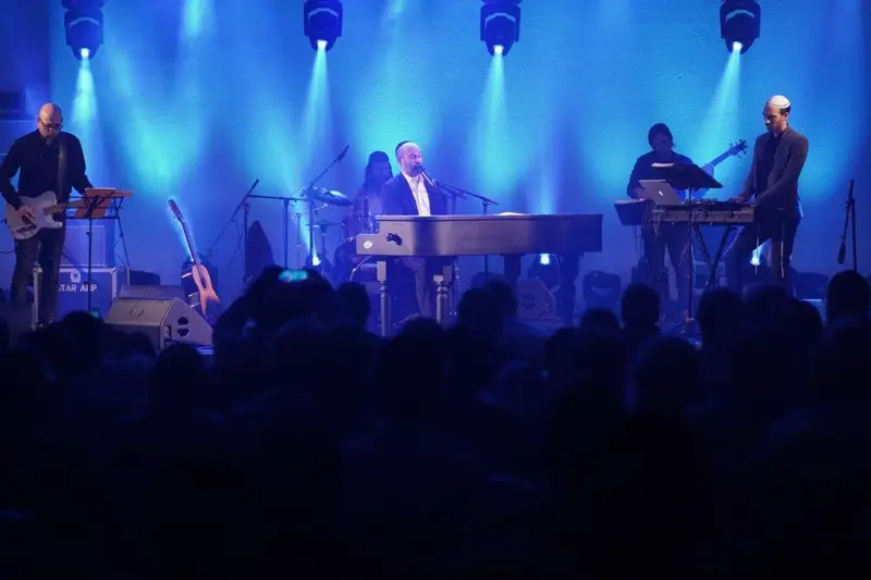 התוועדות ט''ו בשבט הרב יוסיפון צילום הלל מאיר (45)