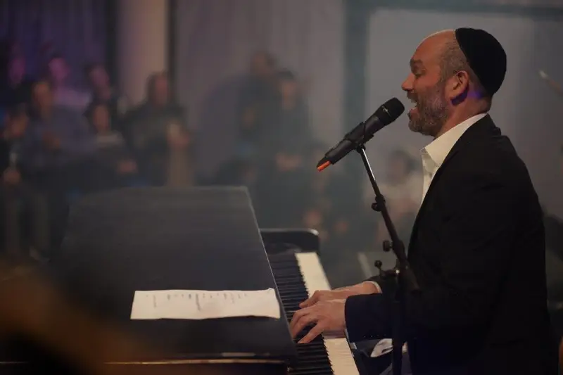 התוועדות ט''ו בשבט הרב יוסיפון צילום הלל מאיר (46)