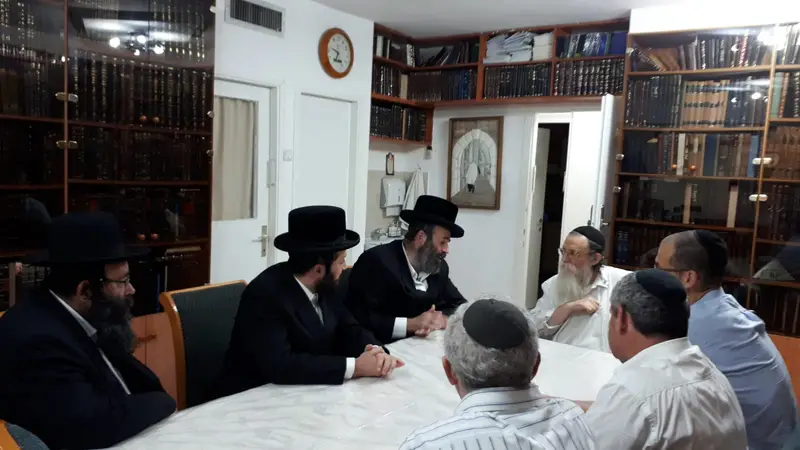 לאומית