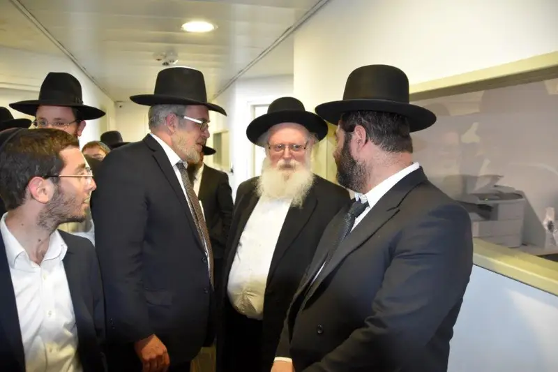 משרדי קהילות צילום בחזית (16)