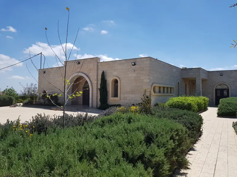 תלמוד תורה עם דרך ארץ