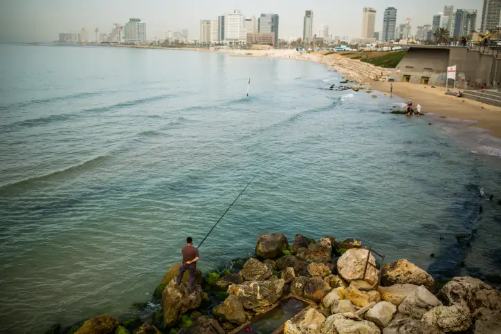 חוף הים תל אביב