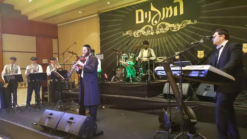 המנגנים
