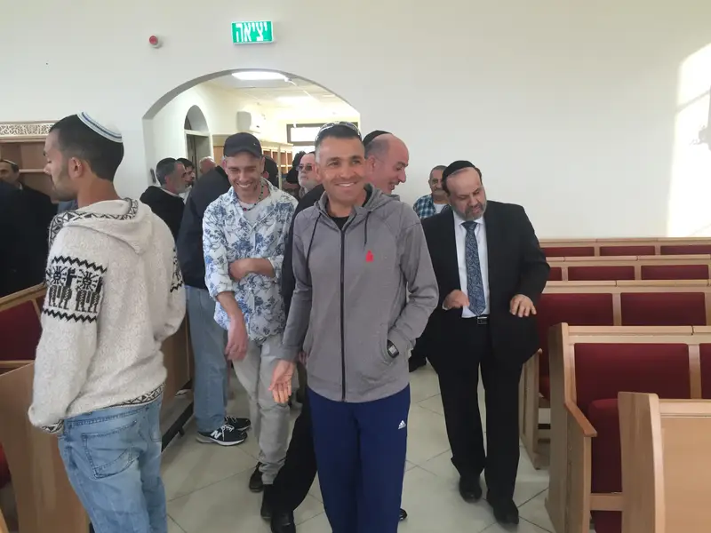 אזולאי 7
