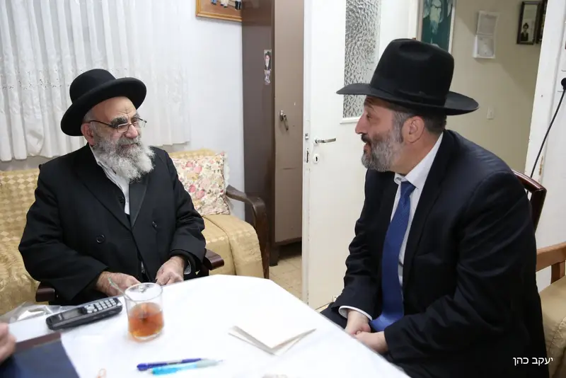 אריה דרעי רבי משה צדקה (2)
