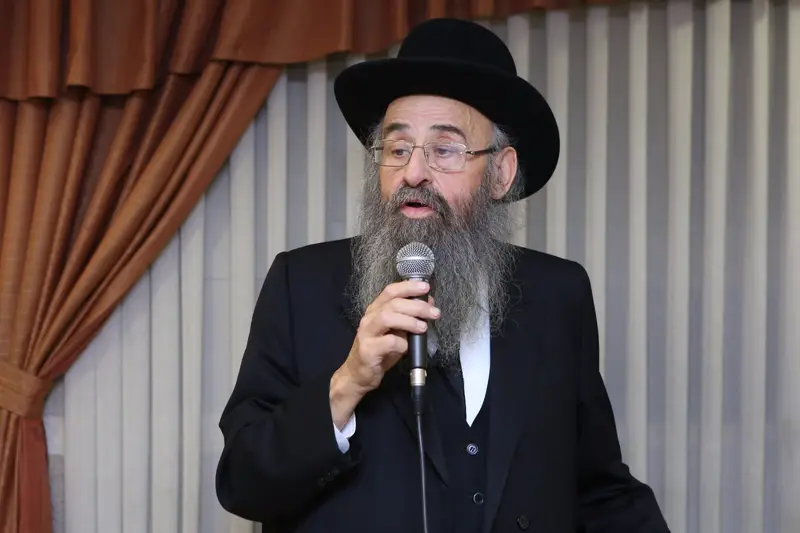 הרב לייזרזון