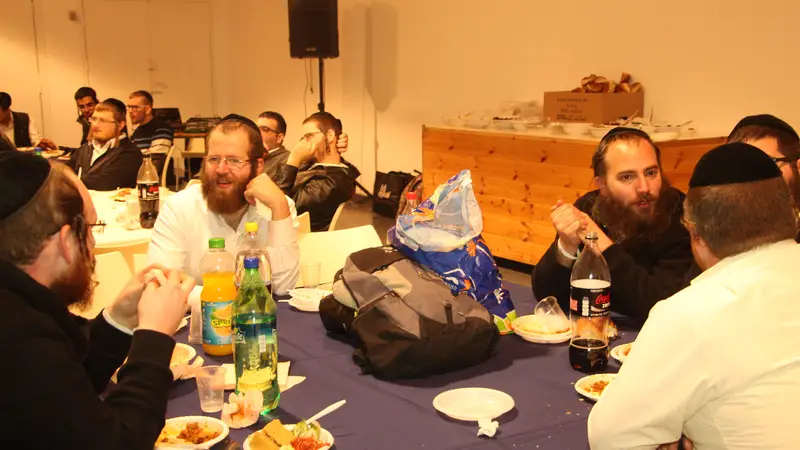 ידידים (28)