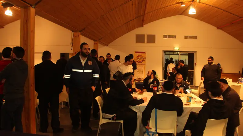 ידידים (30)