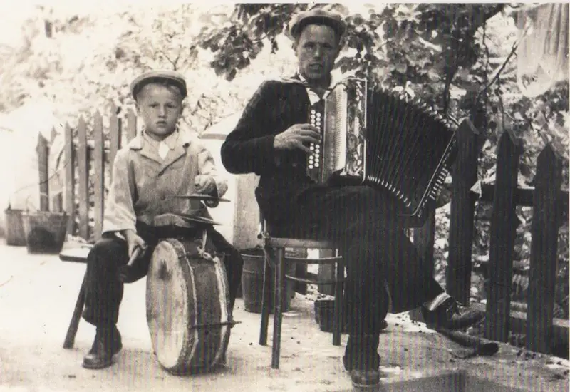 כליזמר (1)
