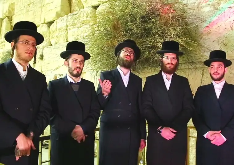 מקהלה, בעלי המנגנים, חנוכה (2)