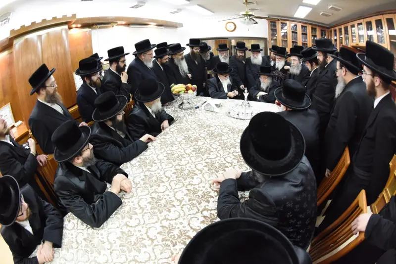 סקווירא בעלזא (5)