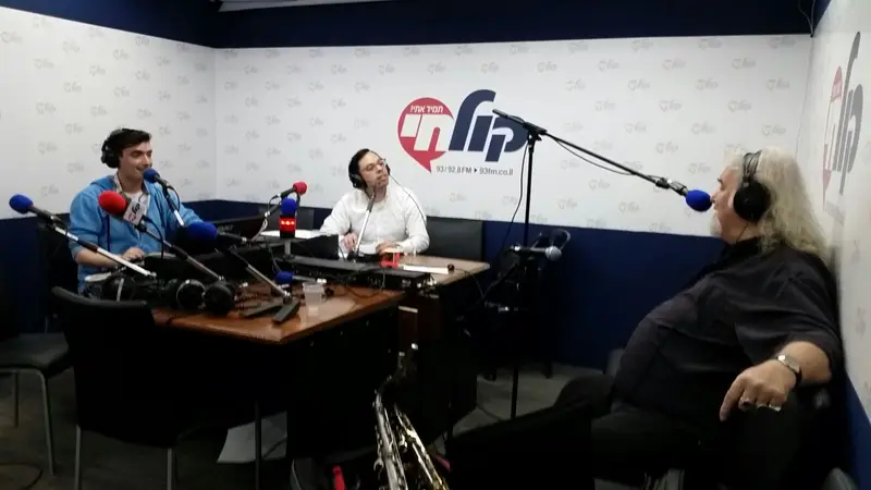 פטר 11