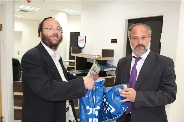 לוריא קאהן