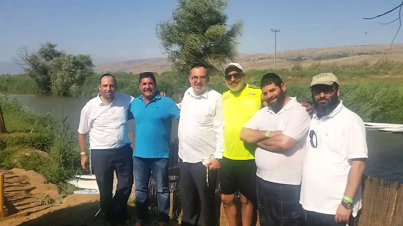 אשר בחופש