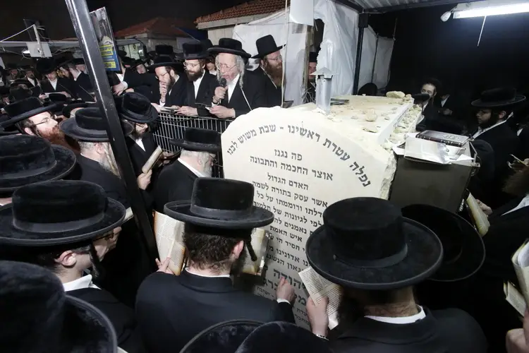 יארצייט ר' לייבל מינצברג צילום קובי הר צבי (42)
