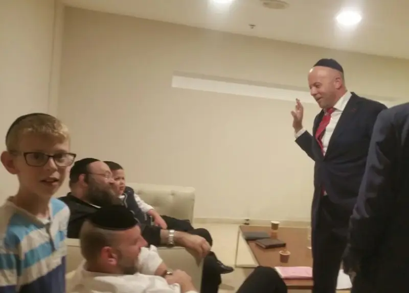רוזן טוקר