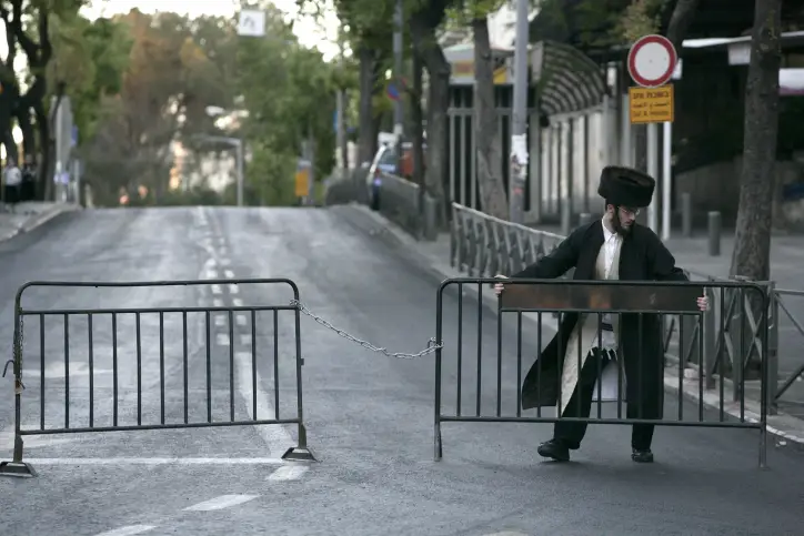 "אי אפשר לתאר מדינה יהודית עם חילולי שבת" | מחסום שבת
