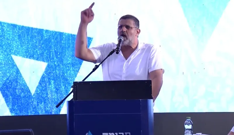 מנחה העצרת ח"כ אביחי בוארון