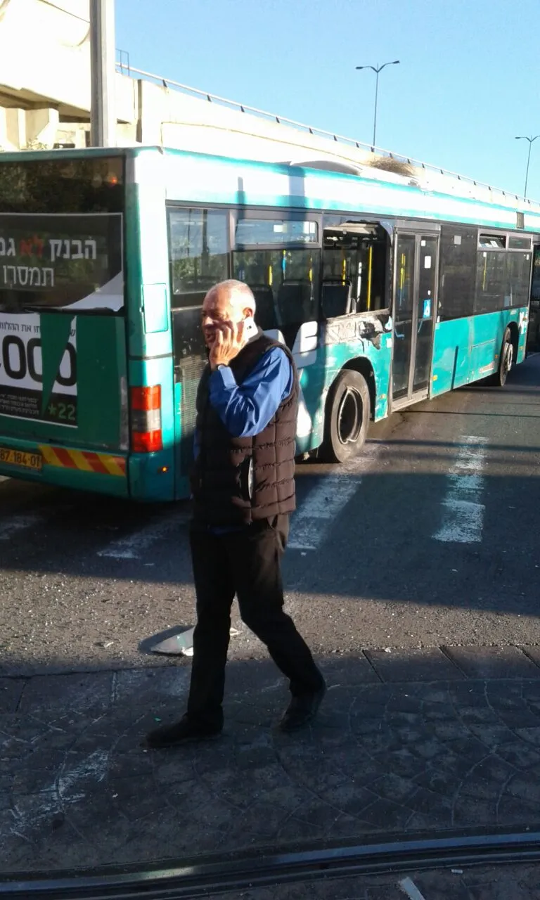 אוטובוס תאונה