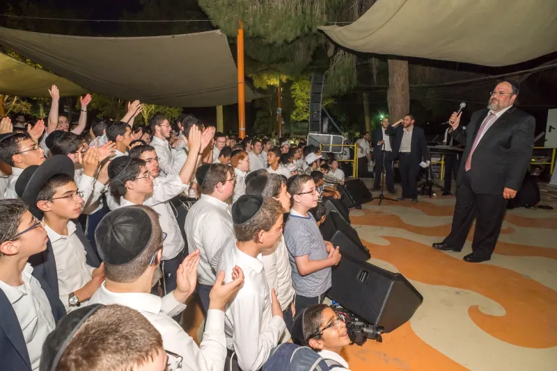 אלעד נחשונים 10