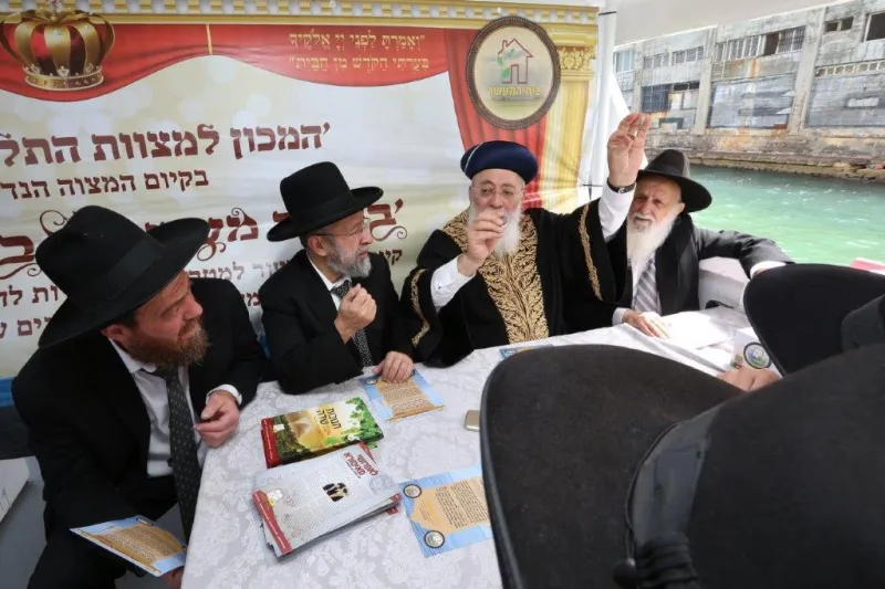 ביעור מעשרות הרב רווח צילום יעקב כהן (4)