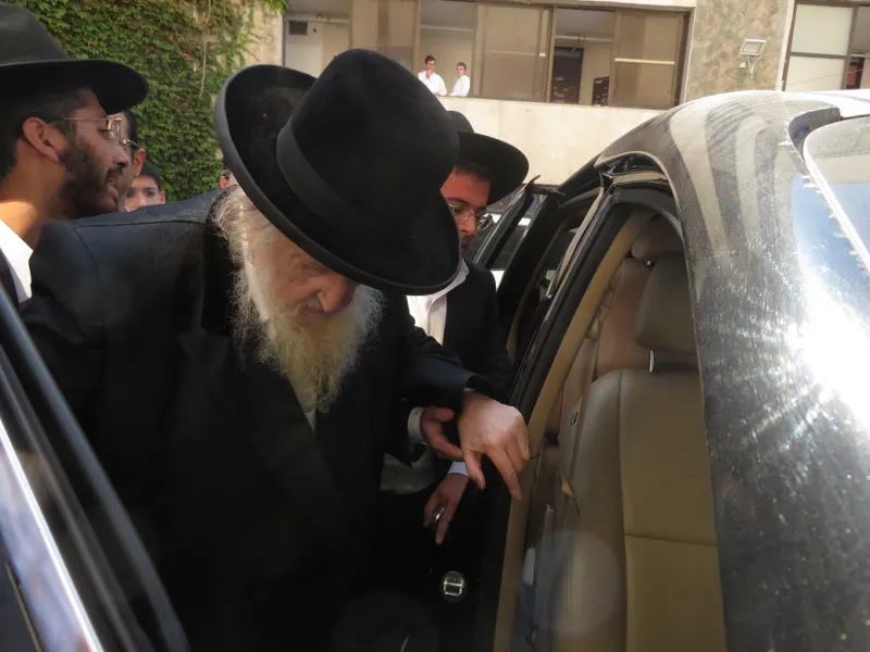 בישיבת מאור התלמוד 12