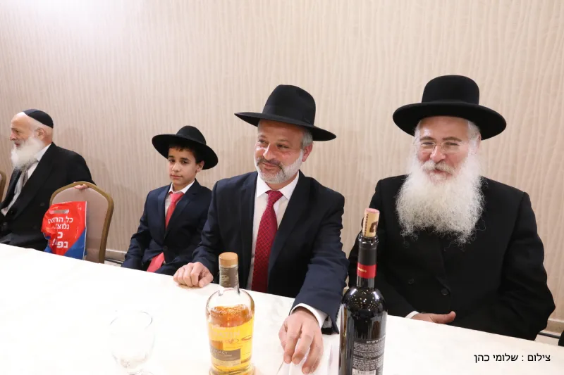 בר מצוה לבן של בצלאל קאהן צילום שלומי כהן (32)