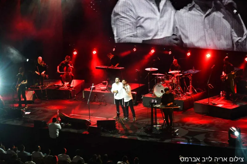 הופעה ישי ריבו אסרו חג צילום אריה לייב אברמס' (22)