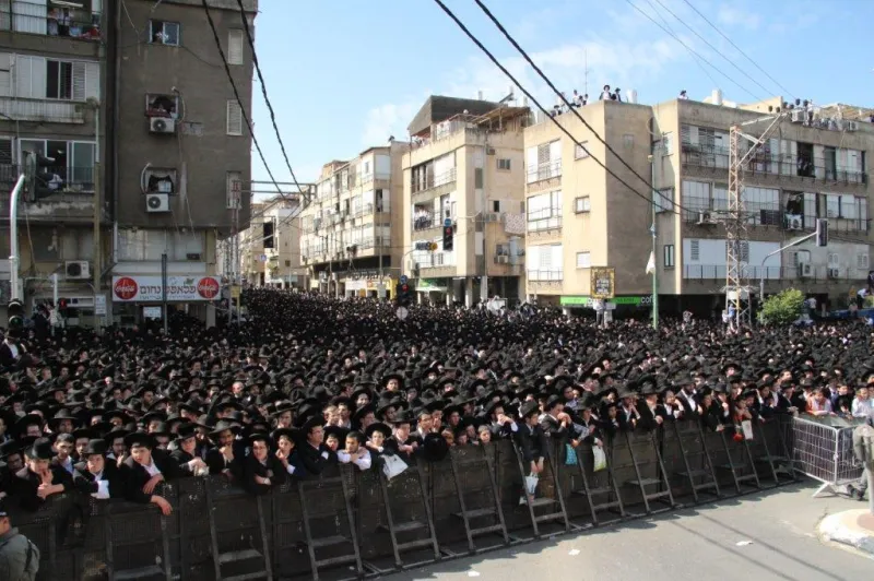 הלוויית ר' ניסים קרליץ צילום דוד קשת (10)