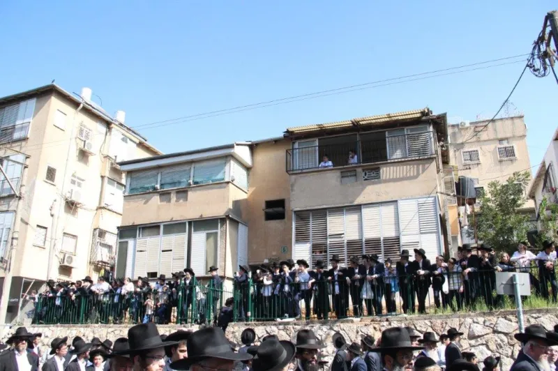 הלוויית ר' ניסים קרליץ צילום דוד קשת (20)