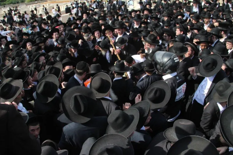 הלוויית ר' ניסים קרליץ צילום דוד קשת (31)