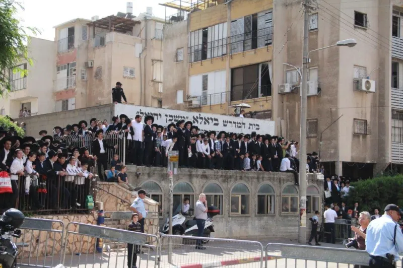 הלוויית ר' ניסים קרליץ צילום דוד קשת (7)