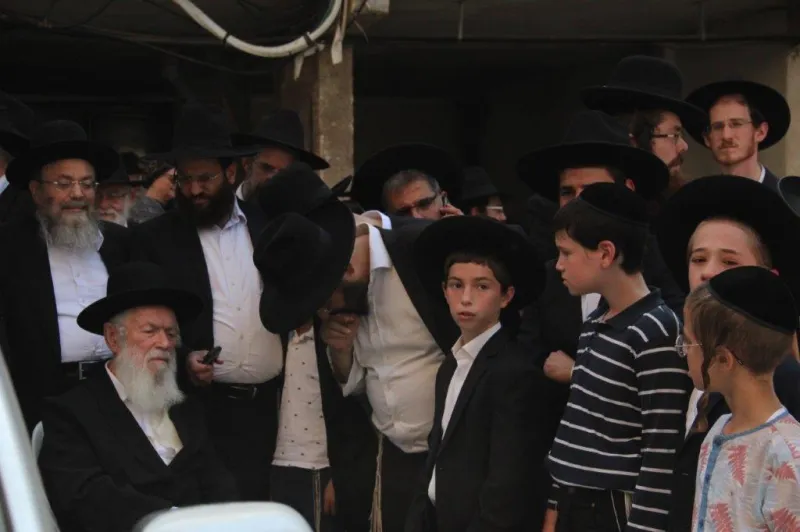 הלוויית ר' ניסים קרליץ צילום דוד קשת (9)