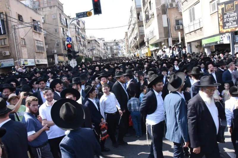 הלוויית ר' ניסים קרליץ צילום יהודה פרקוביץ (12)