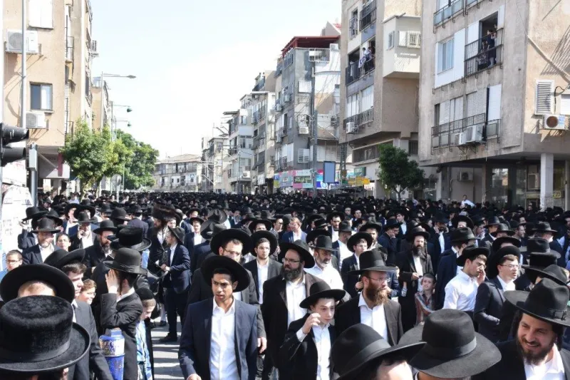 הלוויית ר' ניסים קרליץ צילום יהודה פרקוביץ (22)