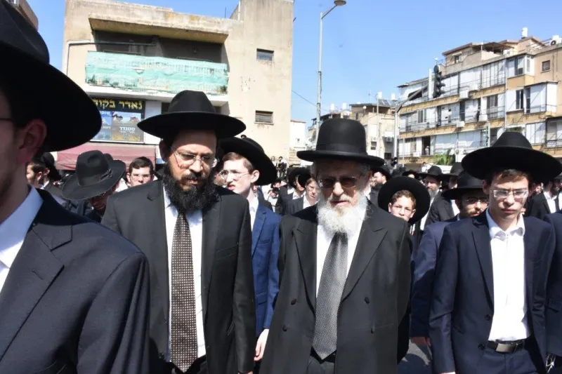 הלוויית ר' ניסים קרליץ צילום יהודה פרקוביץ (23)