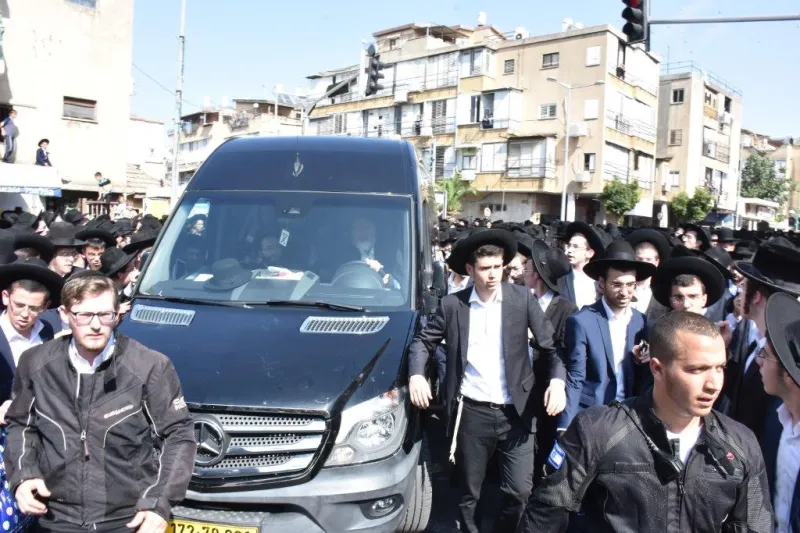 הלוויית ר' ניסים קרליץ צילום יהודה פרקוביץ (26)