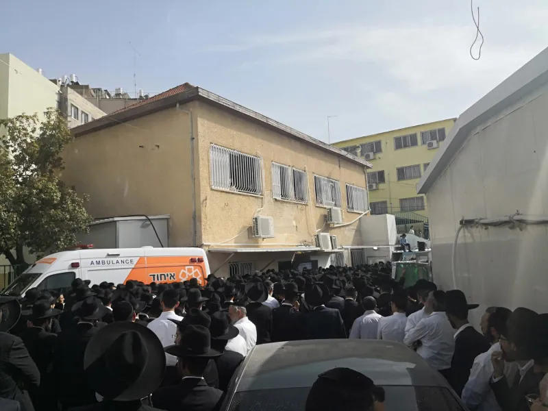 הלווית הרב קורח 03