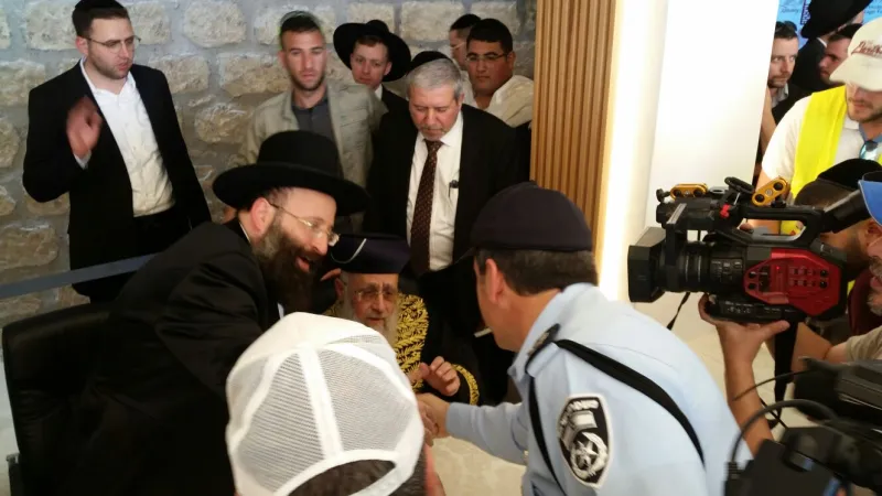 הרב יצחק יוסף הרב רבינוביץ והמפקד