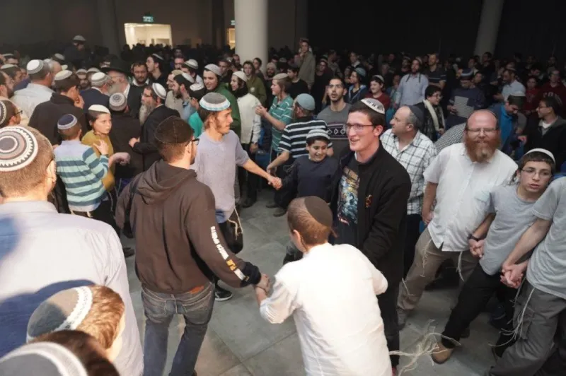 התוועדות ט''ו בשבט הרב יוסיפון צילום הלל מאיר (11)