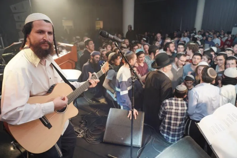 התוועדות ט''ו בשבט הרב יוסיפון צילום הלל מאיר (15)