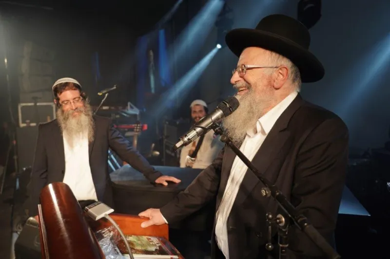 התוועדות ט''ו בשבט הרב יוסיפון צילום הלל מאיר (19)